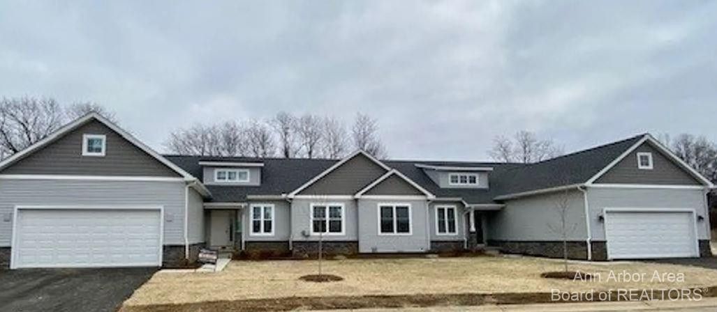 5690 Trailside Lane. Whitmore Lake, MI 48189