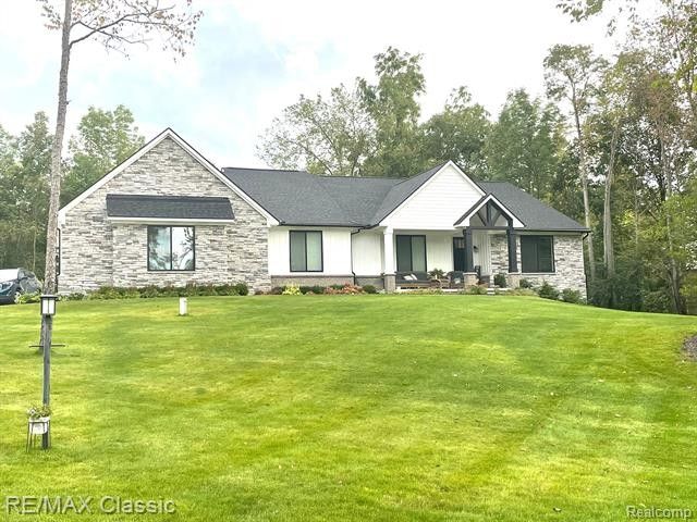 100 Mccormick. Linden, MI 48451