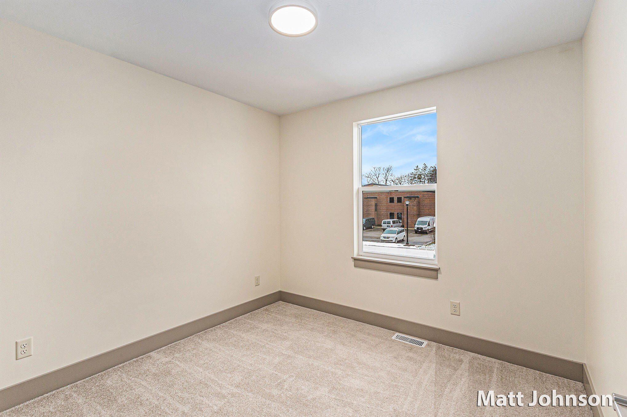 2098 Linden Avenue Se. Grand Rapids, MI 49507