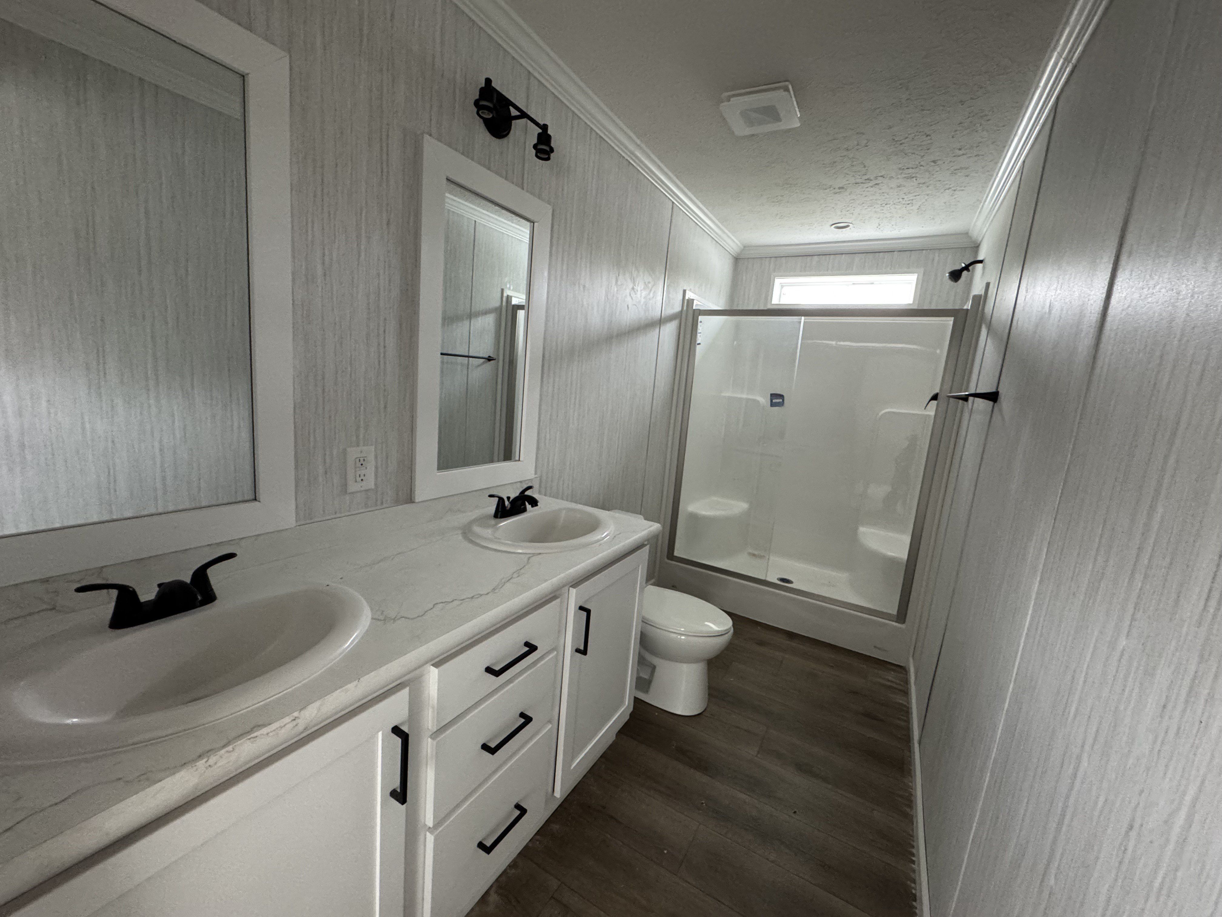 267 Spruce. Highland, MI 48357