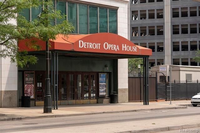 2845 John R Street. Detroit, MI 48201