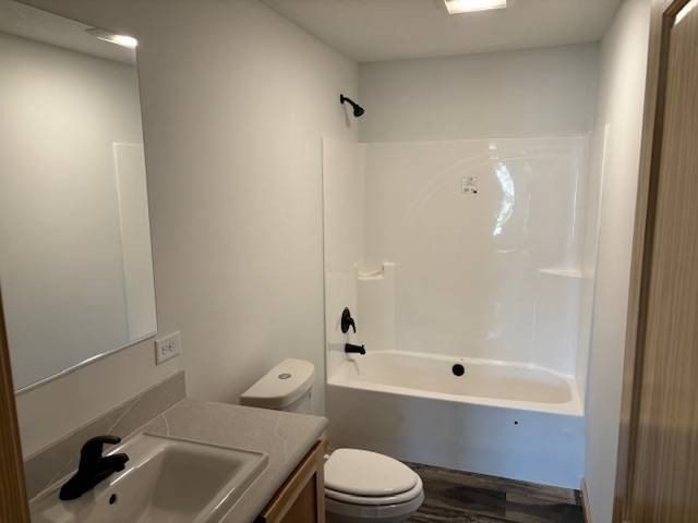11975 Northland Dr M 4 Modular. Cedar Springs, MI 49319