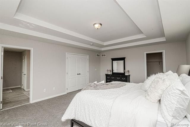 2204 Orpington Drive. Troy, MI 48083