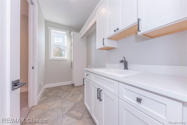 5535 W Huron River Drive. Dexter, MI 48130