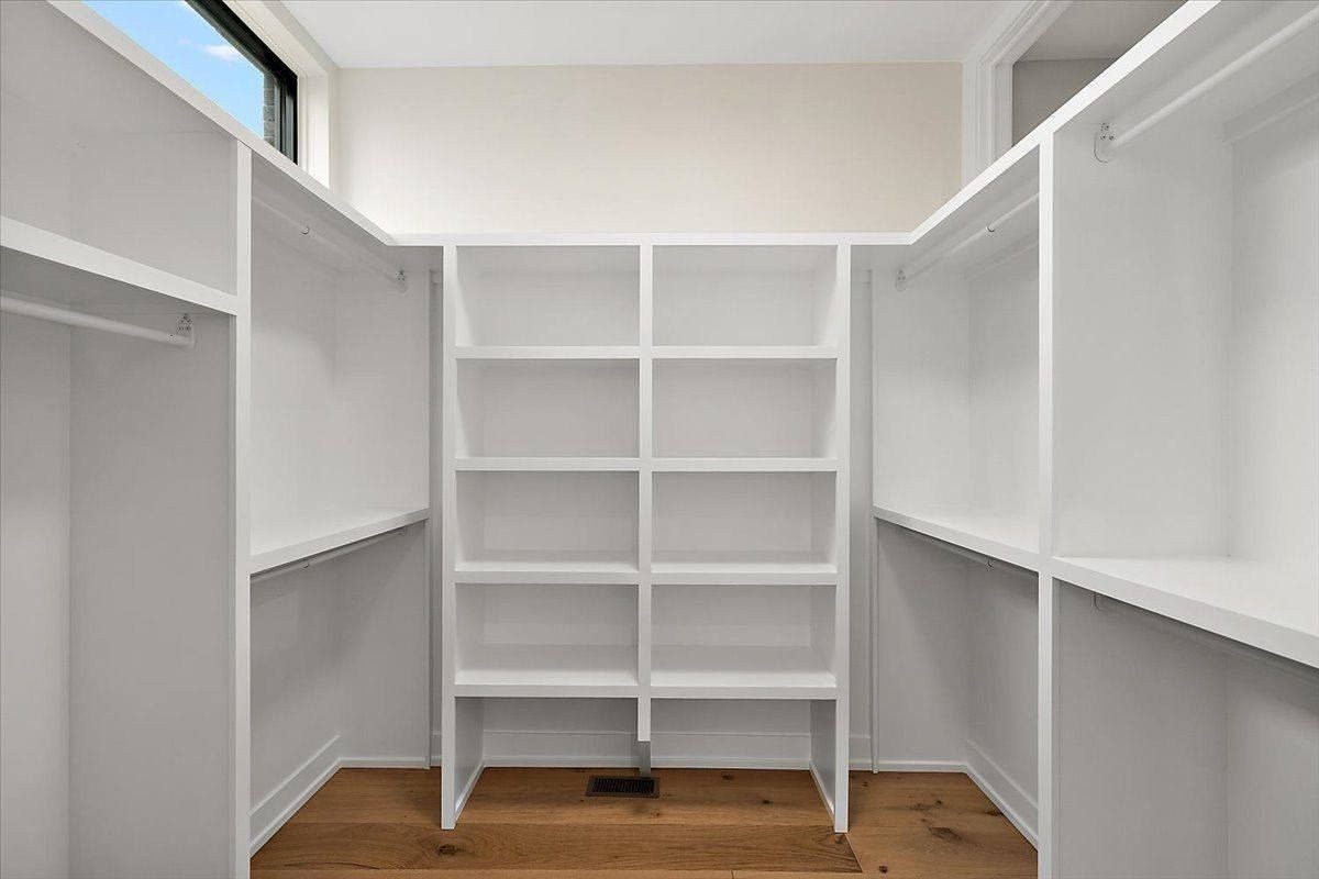 104 North Center Cove. Northville, MI 48167