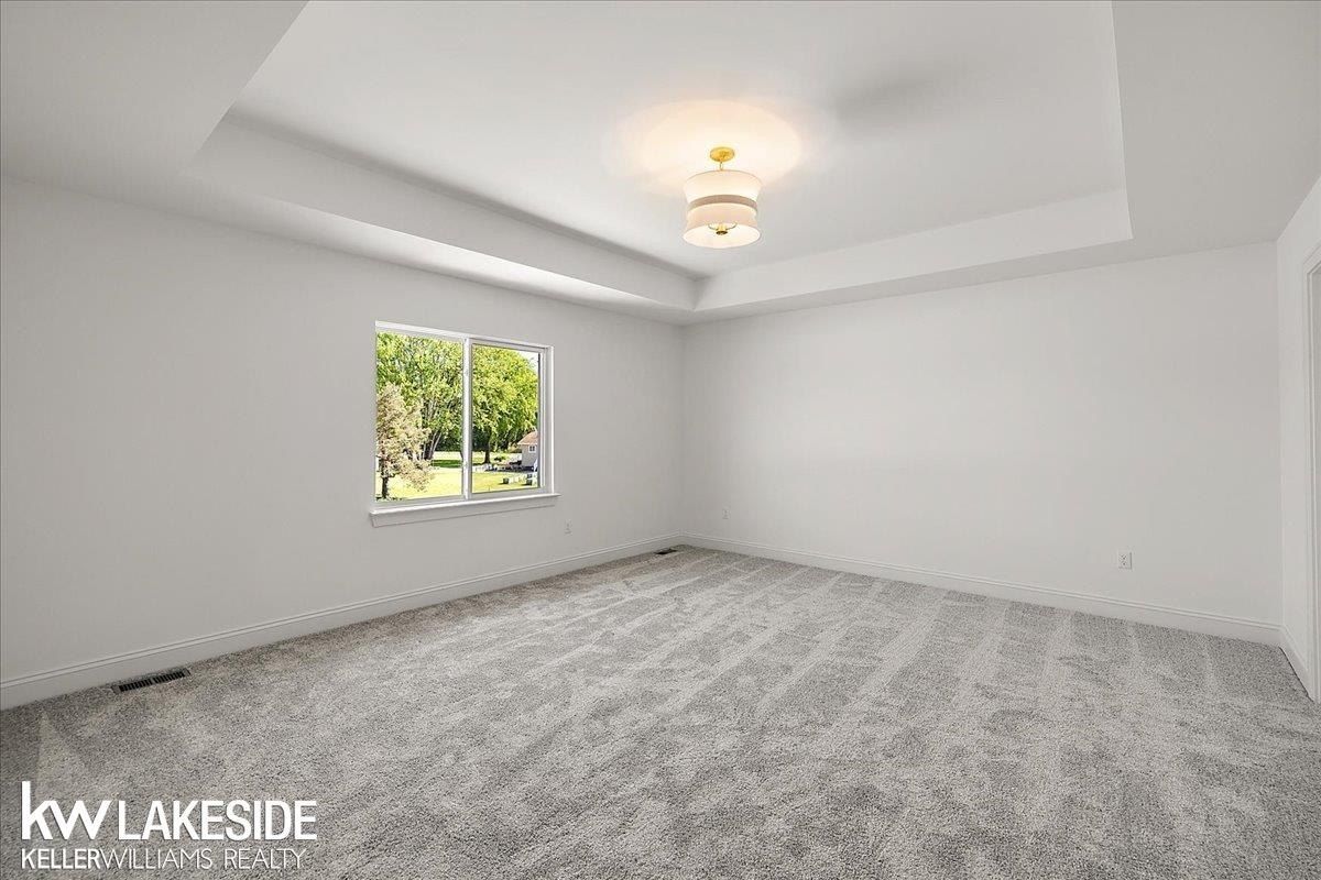 28326 Nadia. Chesterfield, MI 48047