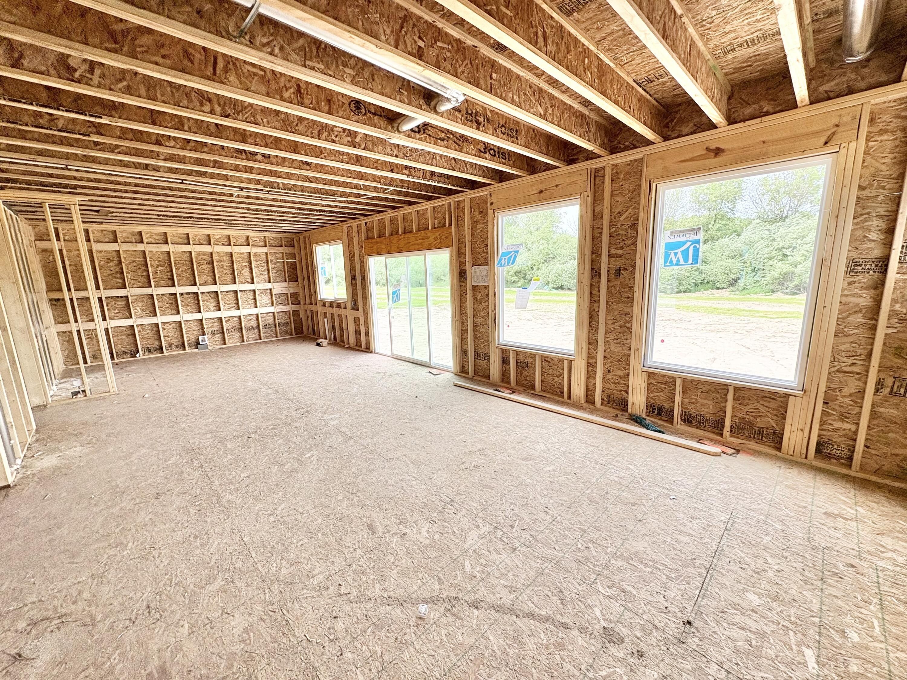 8345 Kettle Oak Drive Se. Alto, MI 49302