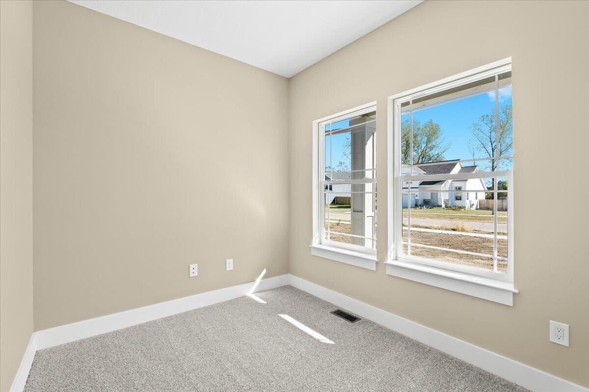 1535 Thimbleberry Drive. Holt, MI 48842