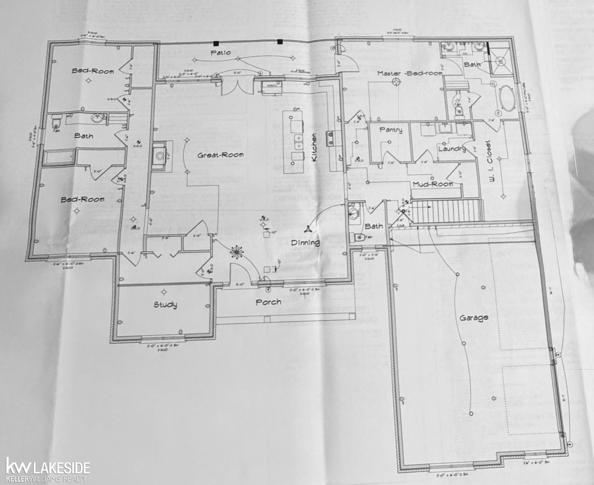 4742 Rosy. Leonard, MI 48367