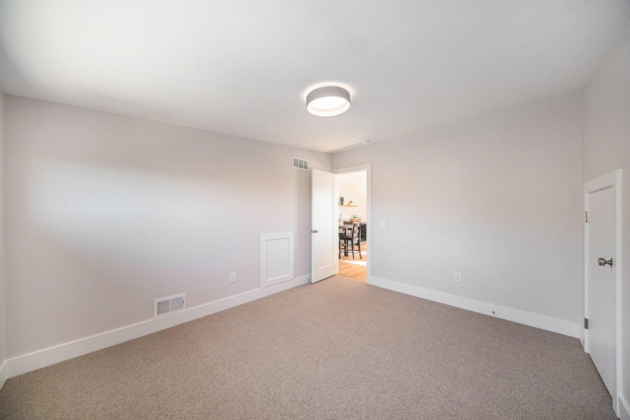 207 Sunset Road. Ann Arbor, MI 48103