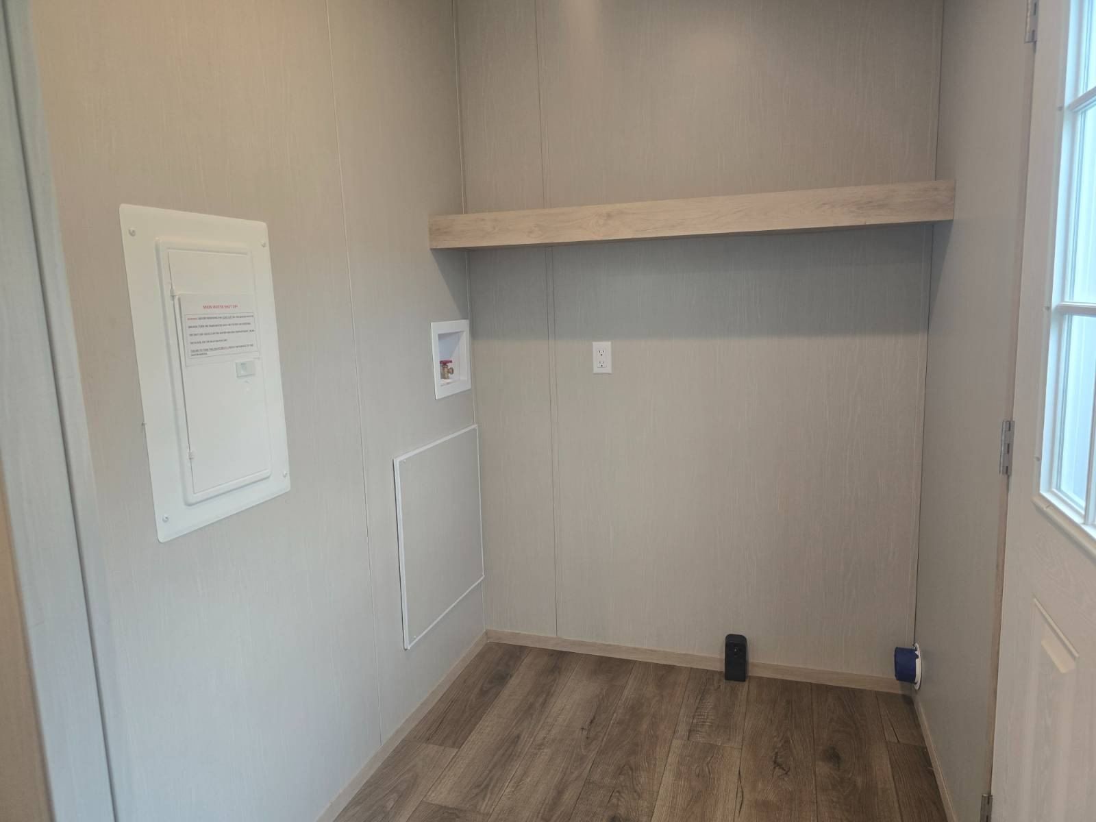 167  Carolyn. Jackson, MI 49203