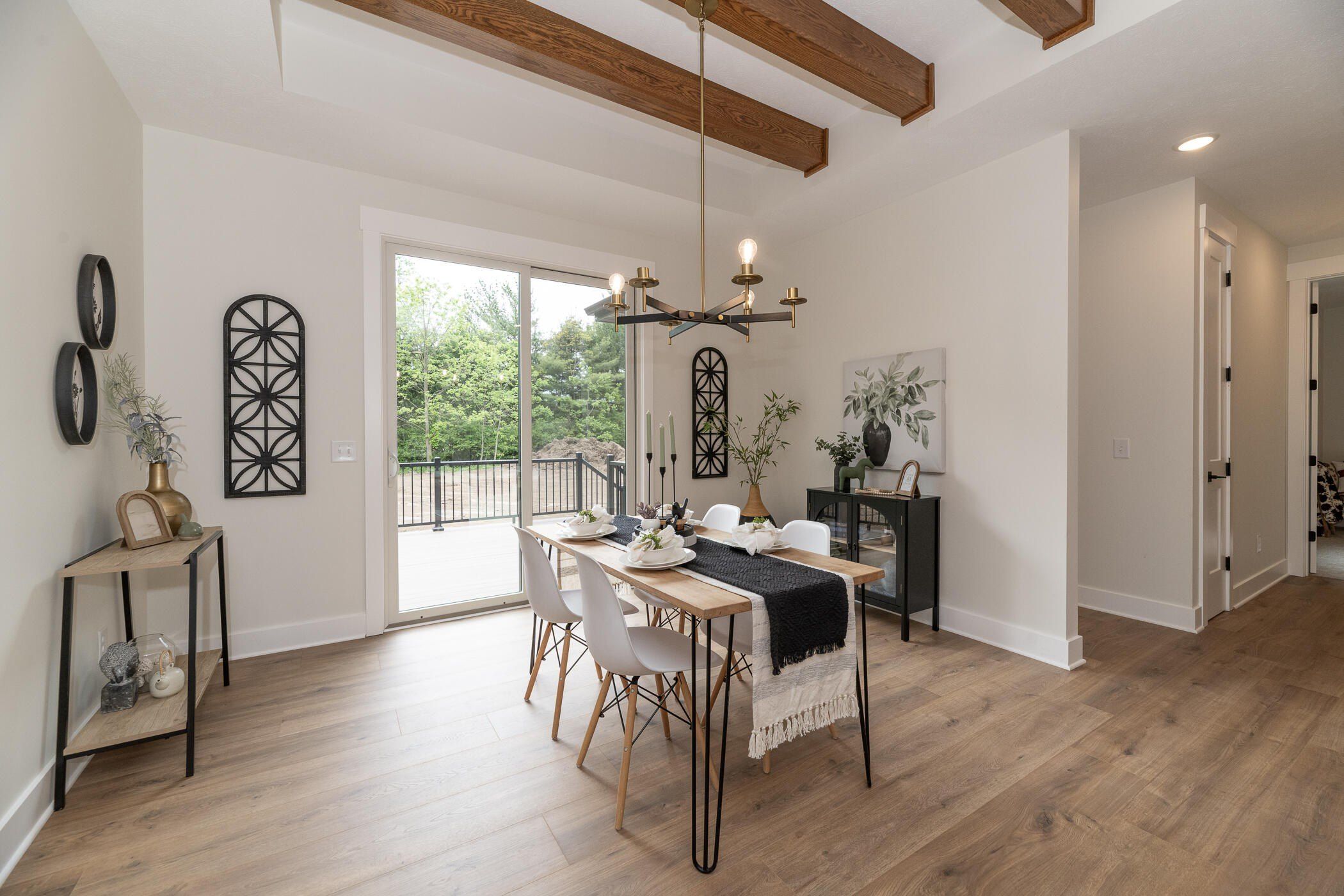 2750 Ashford Trail. Portage, MI 49024