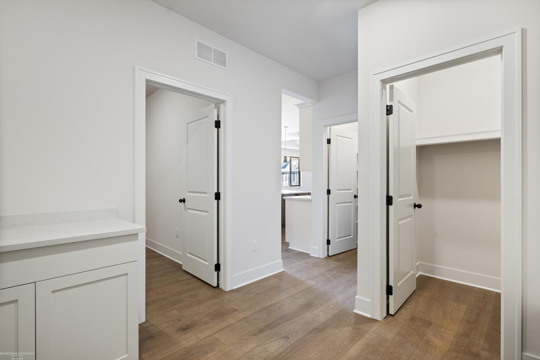 24509 Briar Bay. Macomb, MI 48042