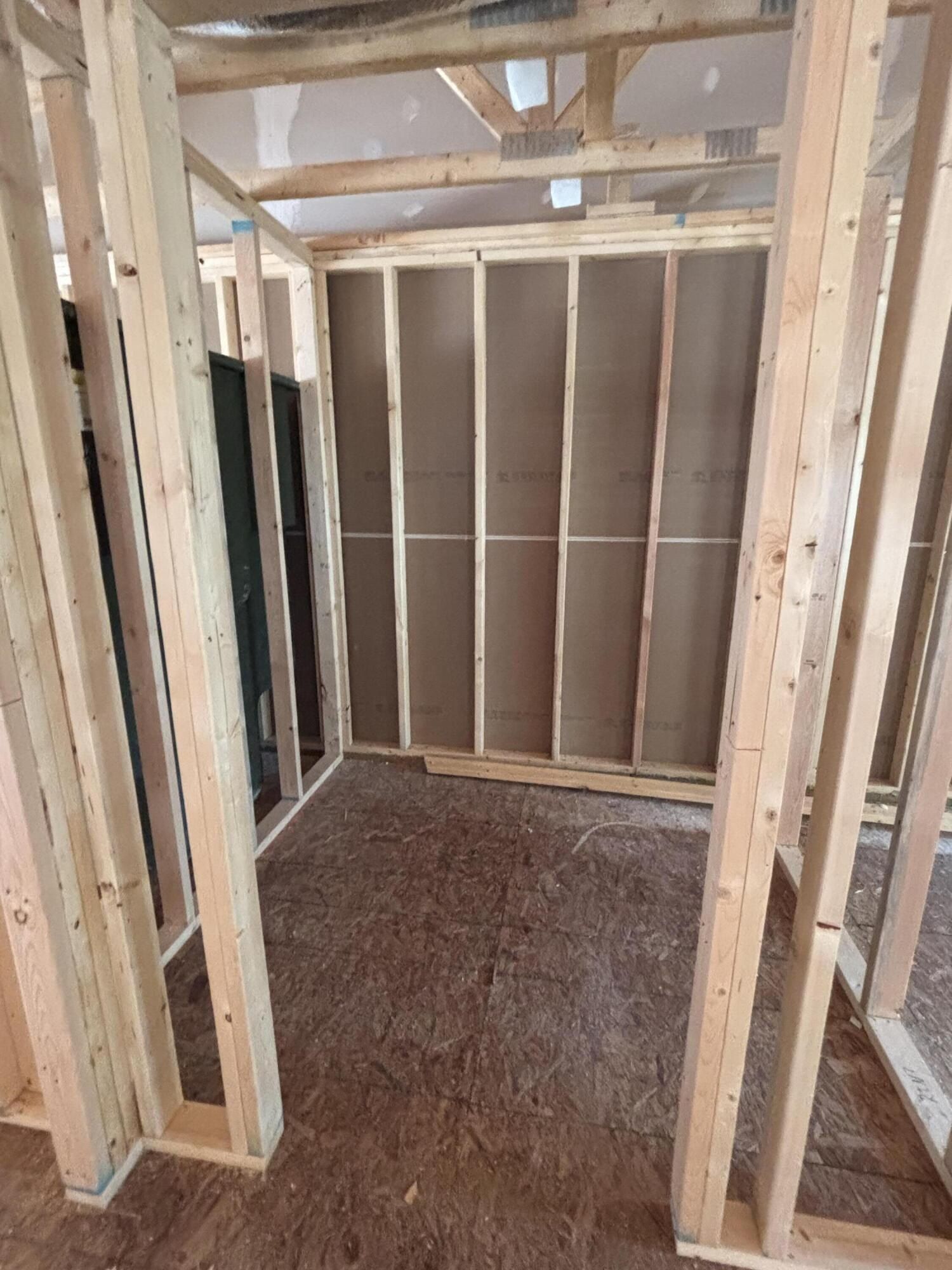 1516 W Addison Way. Muskegon, MI 49445