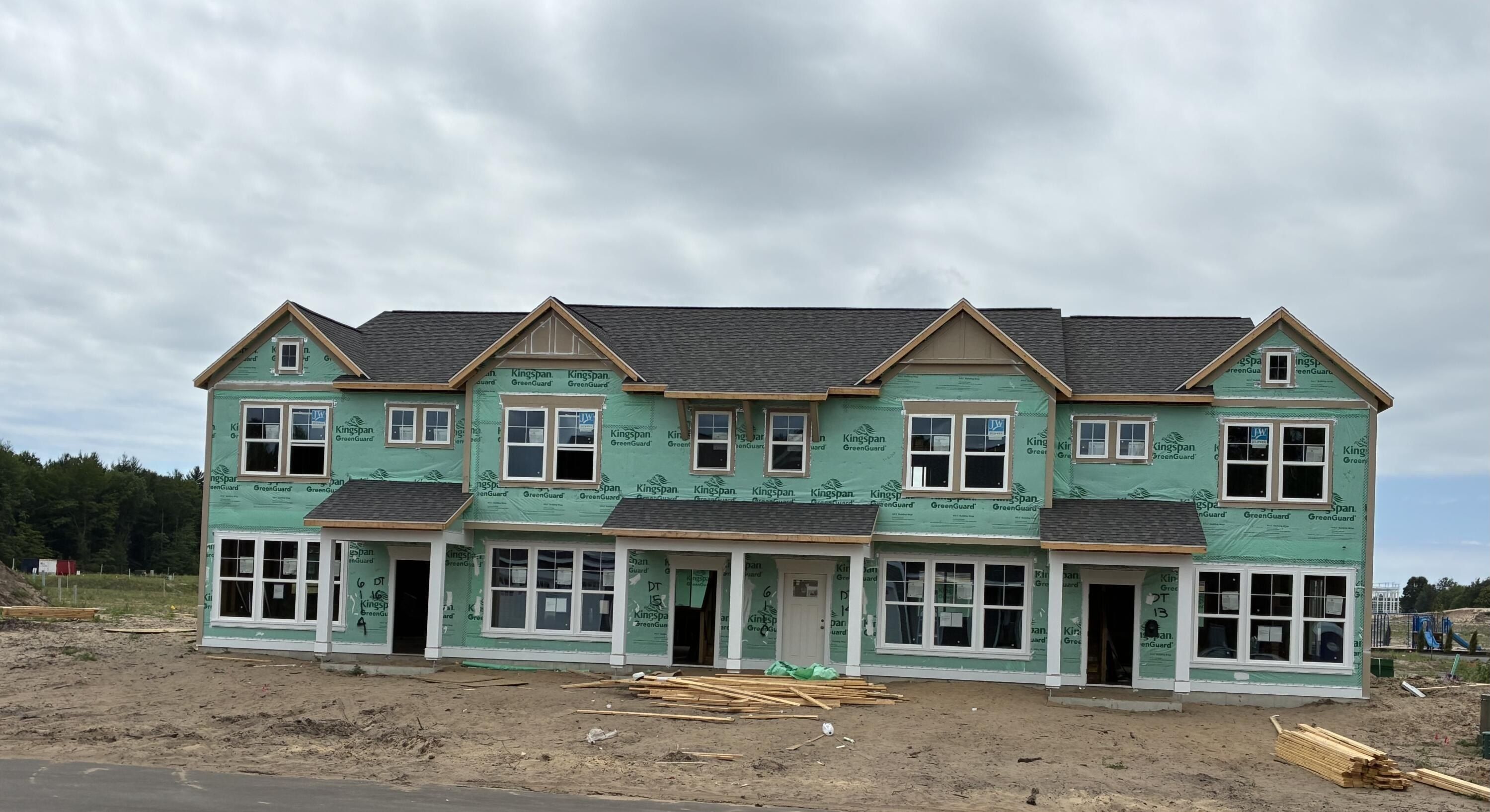 6112 Stahl Drive Unit 15. Spring Lake, MI 49456