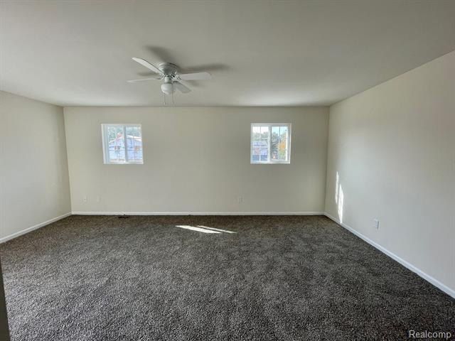 5741 Copper Tree Park. Waterford, MI 48327