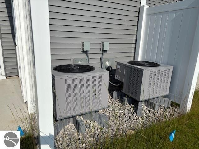 3796 Woodgate Drive. Traverse City, MI 49686