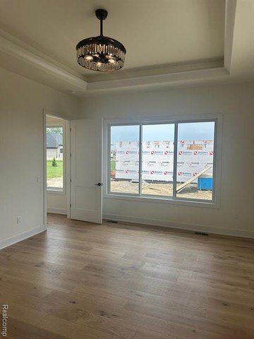 57192 Meadowridge Drive. Washington, MI 48094