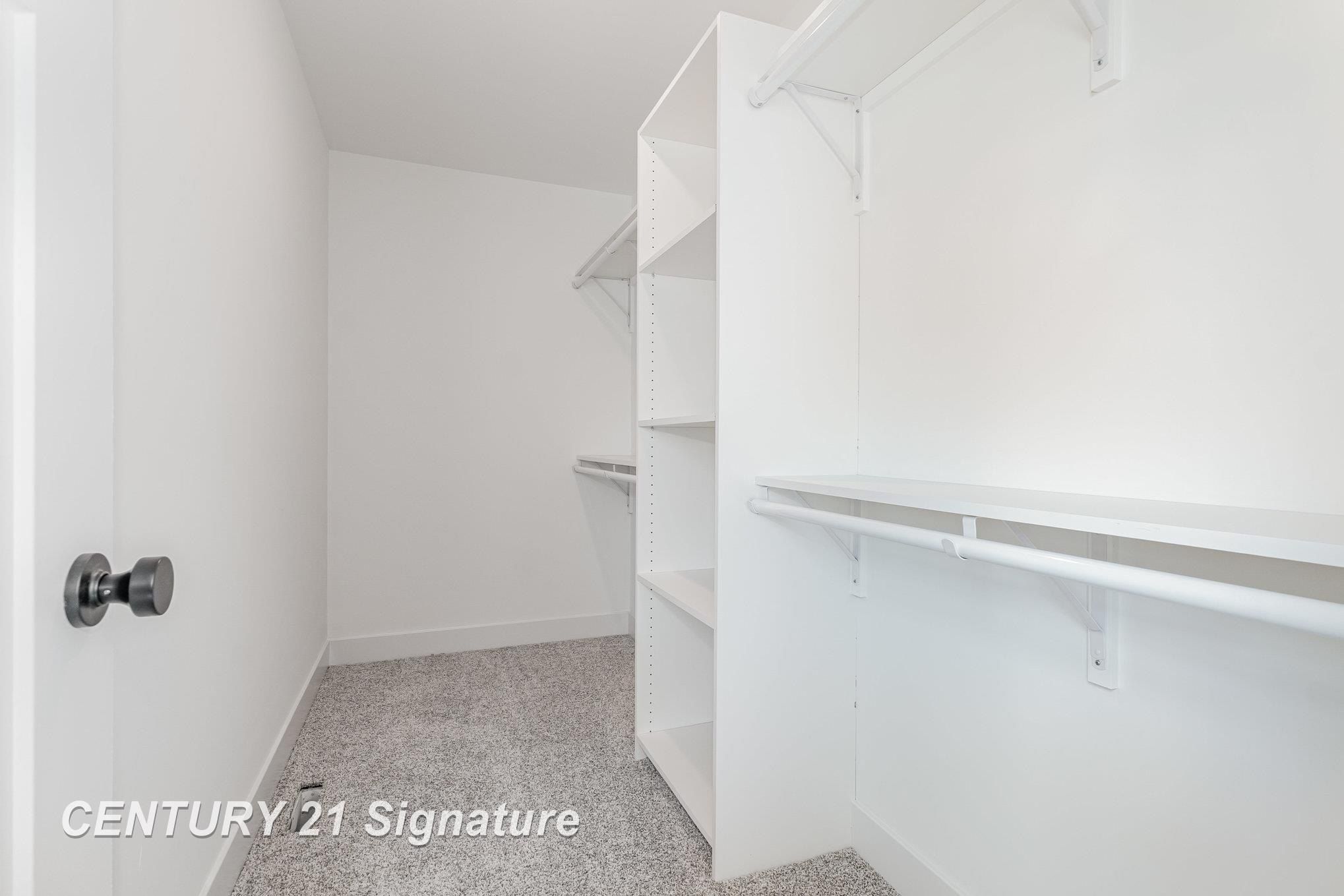 86 N Richland. Hemlock, MI 48626