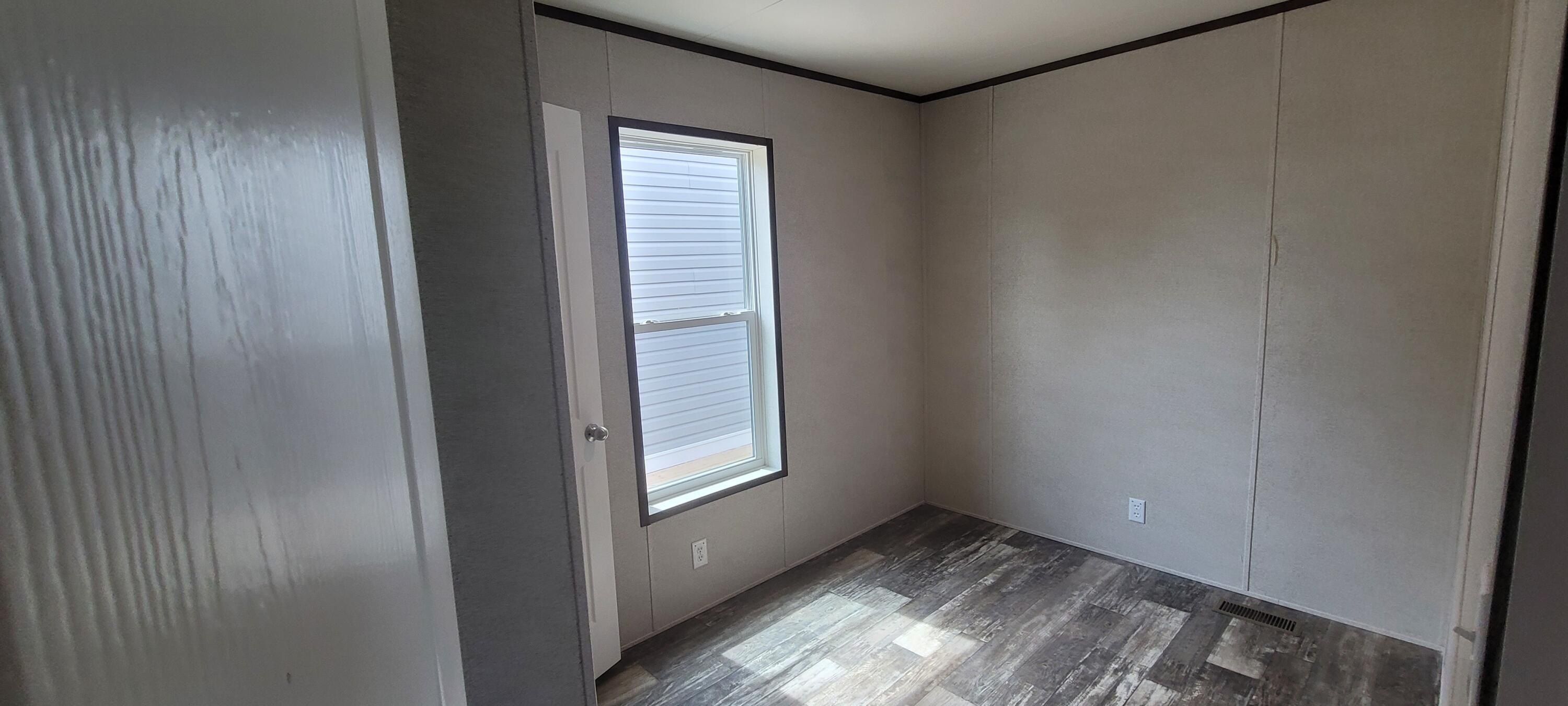 5556 W Lake Boulevard. Hart, MI 49420