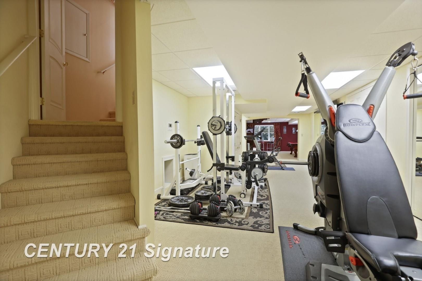 11372 Lake Circle. Saginaw, MI 48609