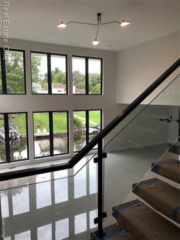 1830 Sadie Shore Drive Nw. Commerce Twp, MI 48382