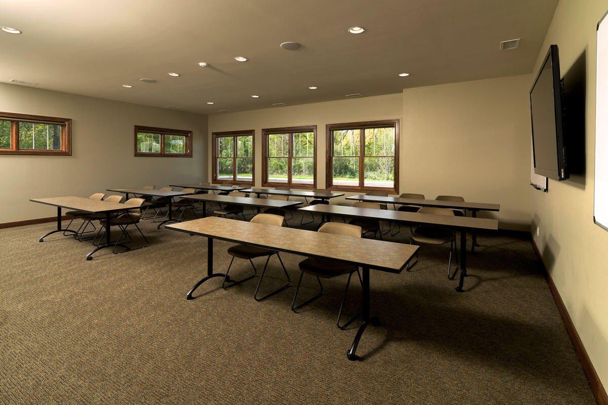 3526 Alianca Terrace. Kalamazoo, MI 49006