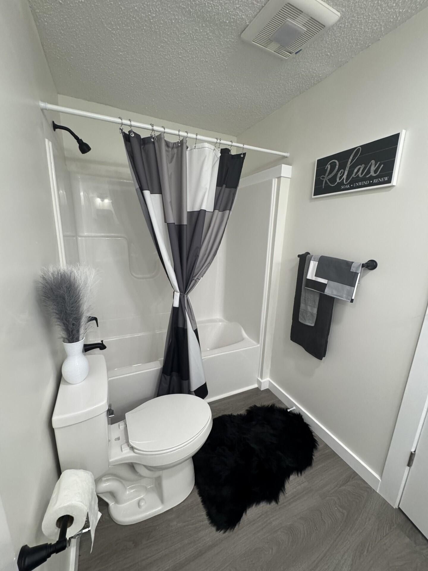 253 Greenwood Avenue. Battle Creek, MI 49037