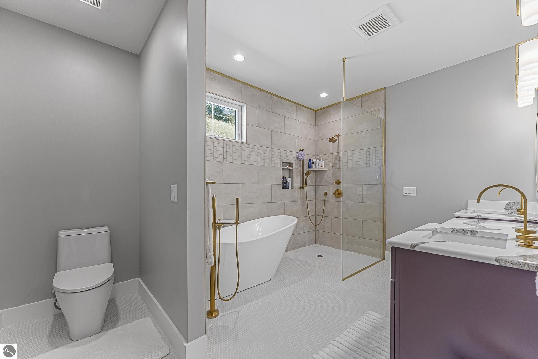 4239 Eagles View. Traverse City, MI 49684