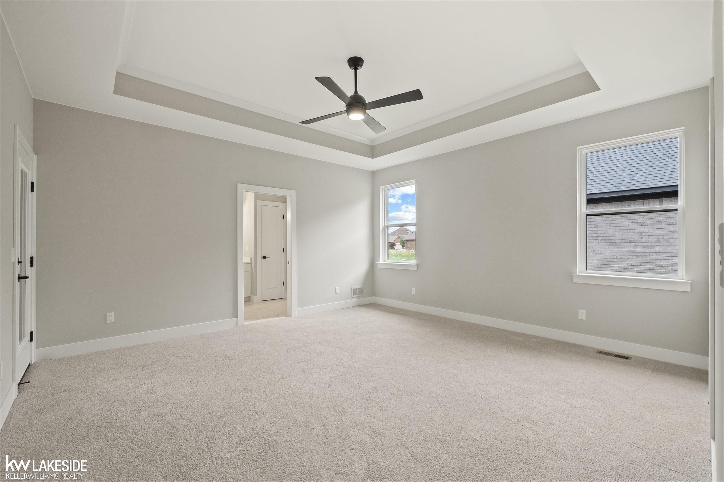 46425 Via Lucca. Macomb, MI 48042