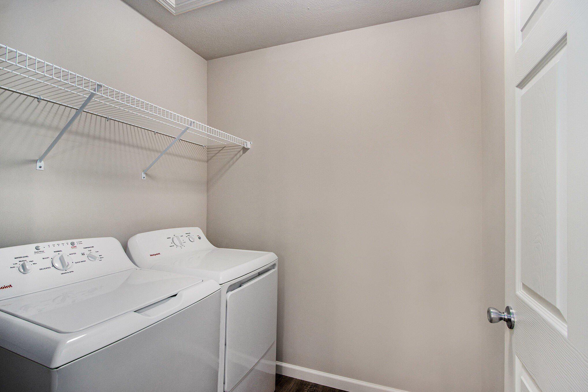 518 Mckinley Court. Three Rivers, MI 49093