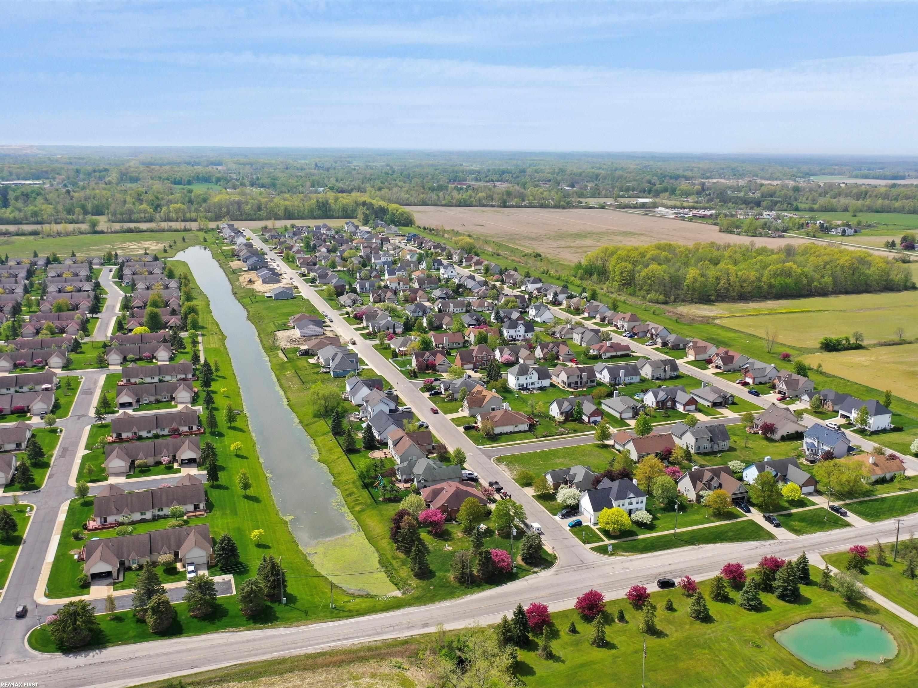 70562 Sunny Brook. Richmond, MI 48062