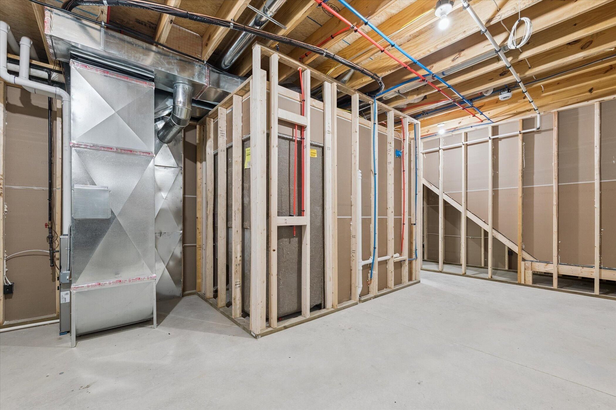 2288 Gilder Drive. Howell, MI 48843