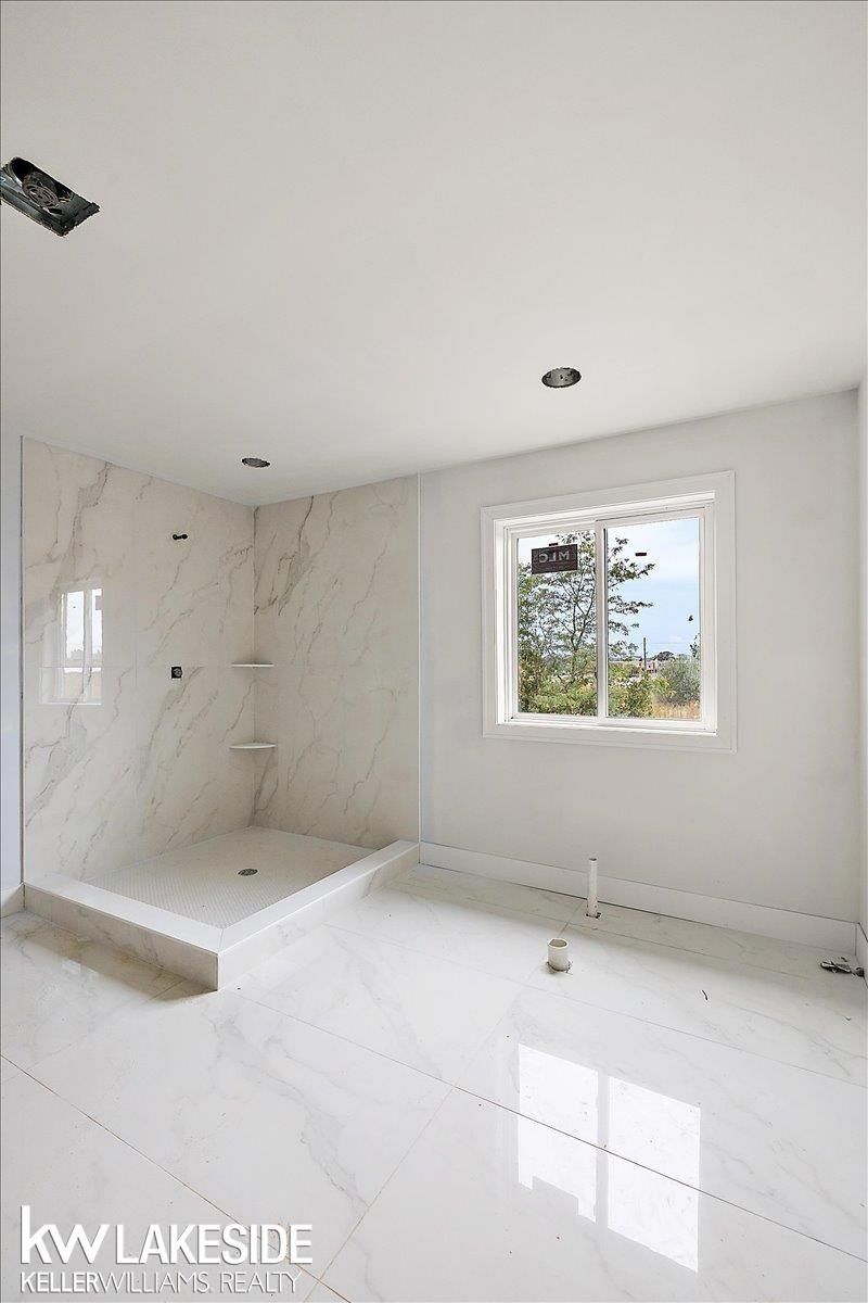 56703 Cortona. Macomb, MI 48042