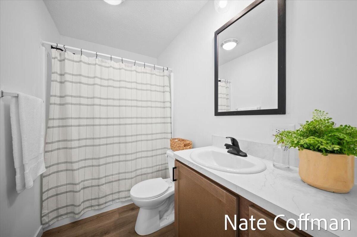 326 Willow Street. Howard City, MI 49329