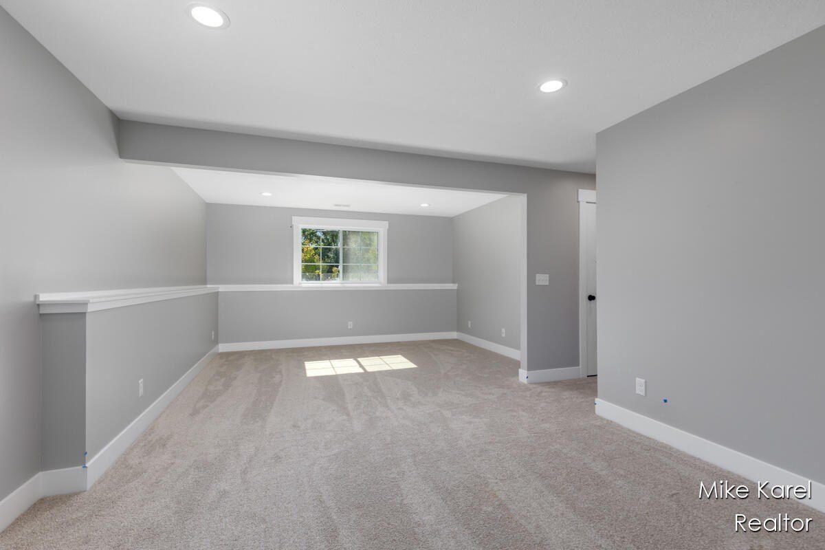 10613 68Th Avenue. Allendale, MI 49401