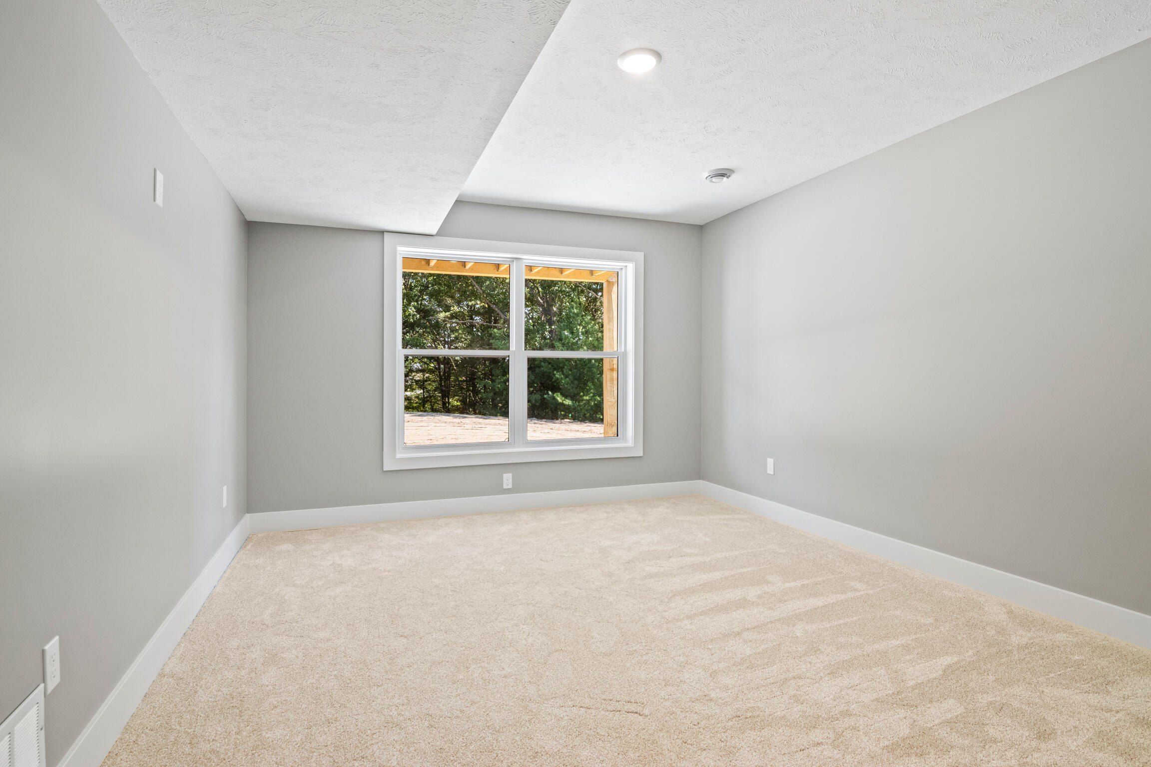 1933 Pine Ridge Drive. Manistee, MI 49660