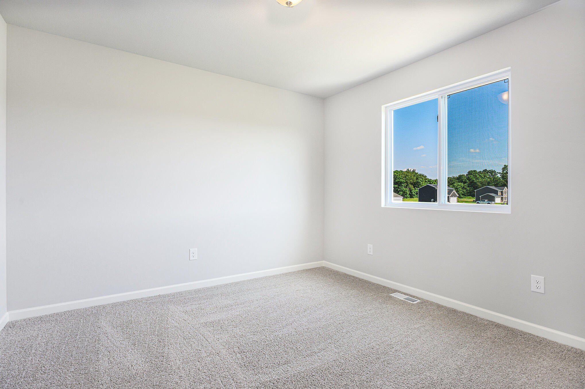 5585 Mammoth Drive Se. Caledonia, MI 49316