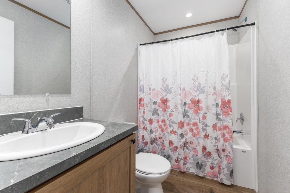 5265 Huck Drive. Sheridan, MI 48884