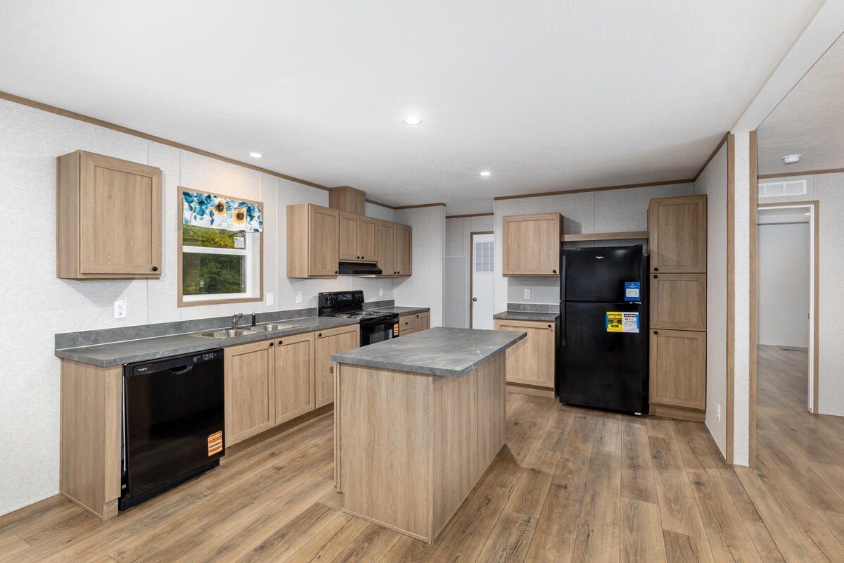 5265 Huck Drive. Sheridan, MI 48884