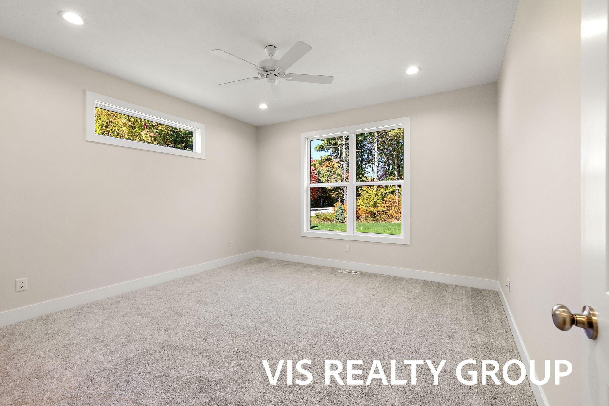 16215 Fort Myers Avenue Unit 17. Spring Lake, MI 49456