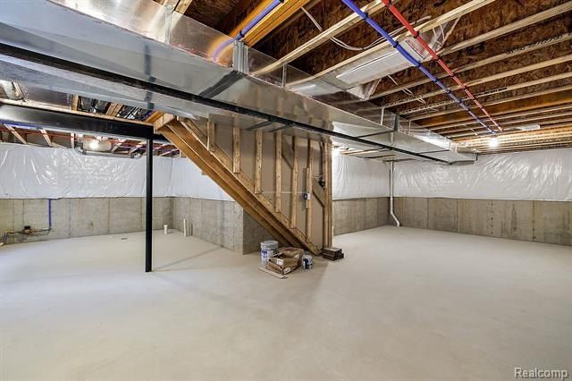 24876 Mooring Drive. Macomb, MI 48042