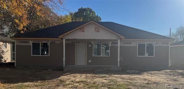 23278 Wellington Avenue. Warren, MI 48089