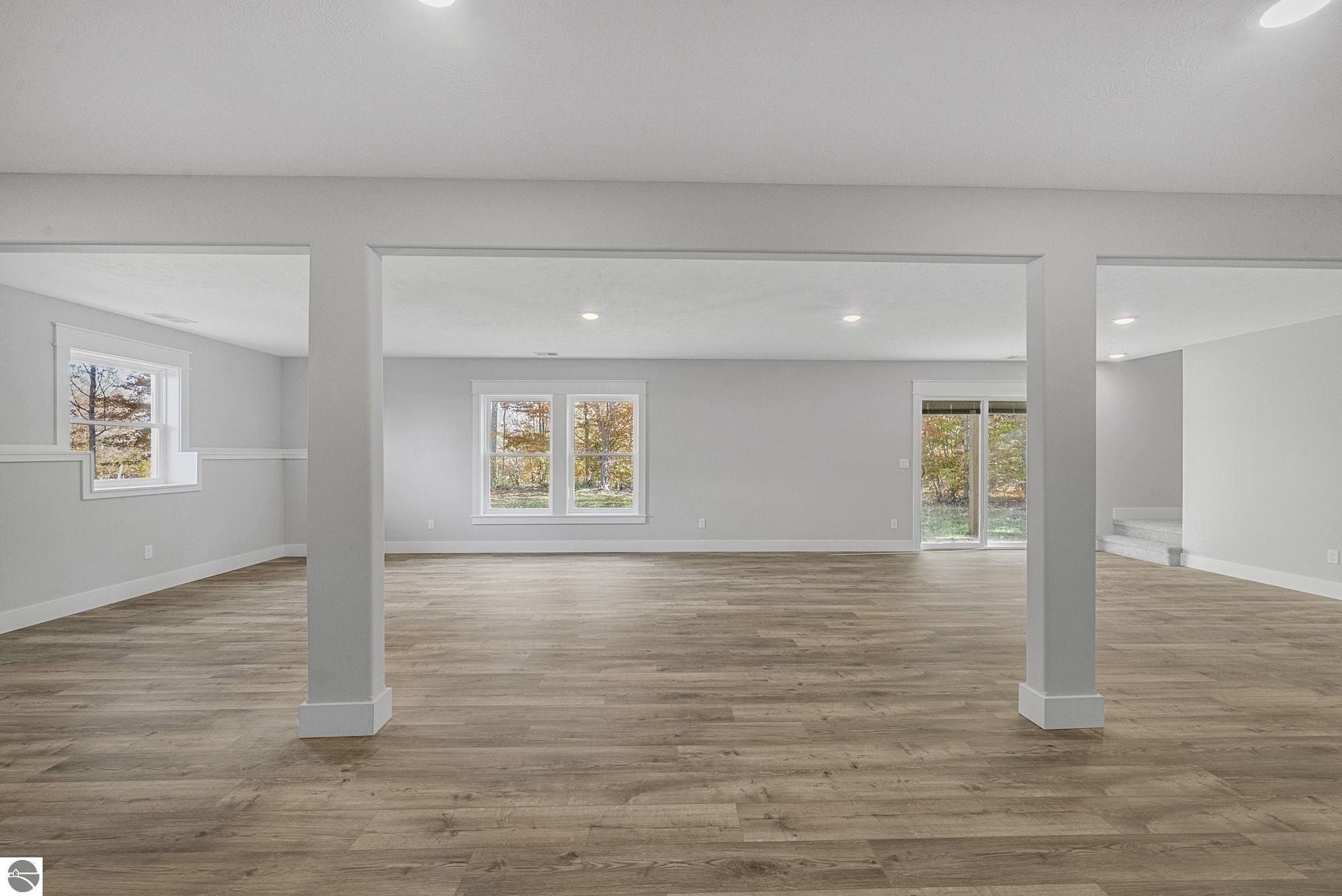 1373 Nightingale Lane. Kingsley, MI 49649