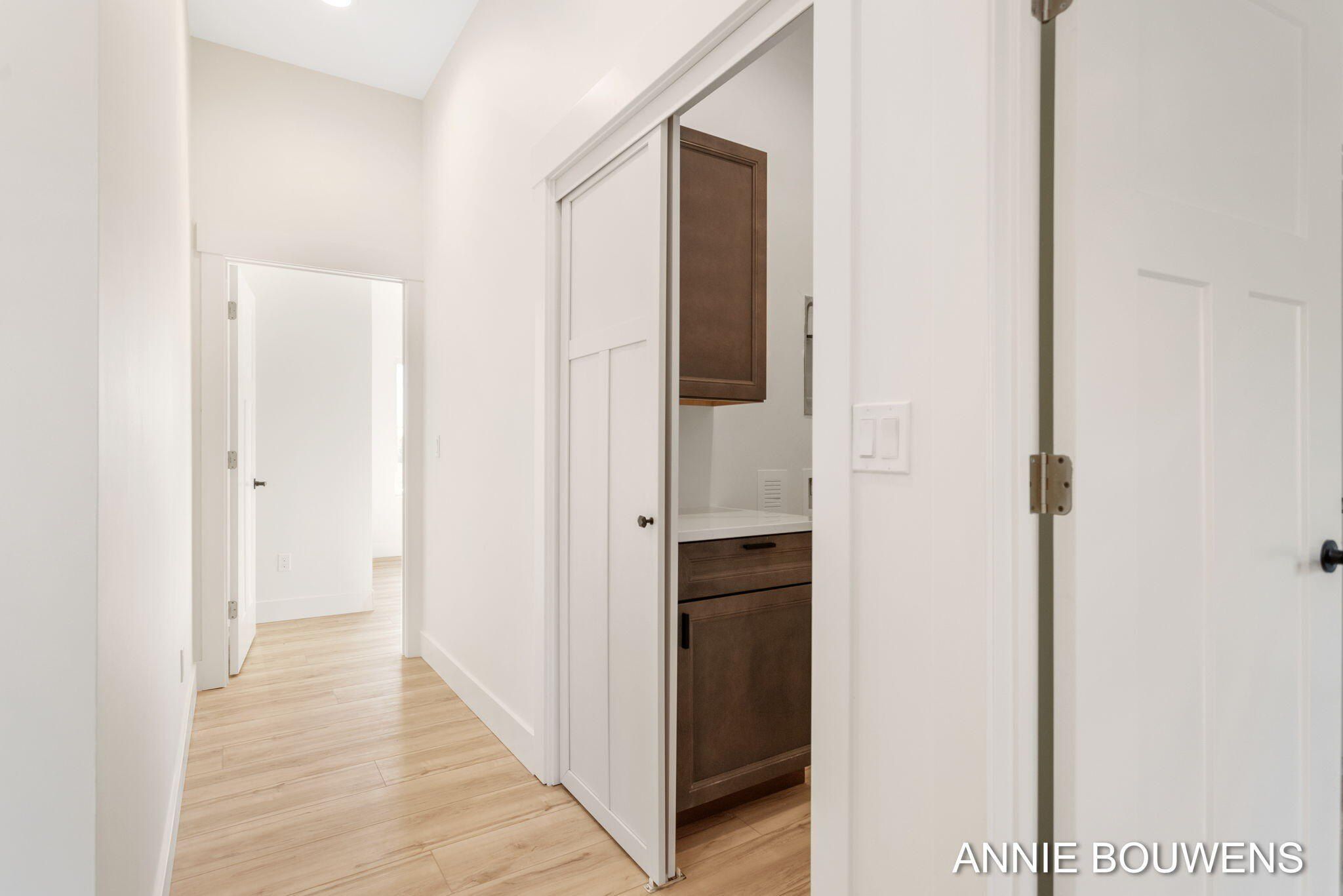 6008 Hidden Crk Trail. Hamilton, MI 49419