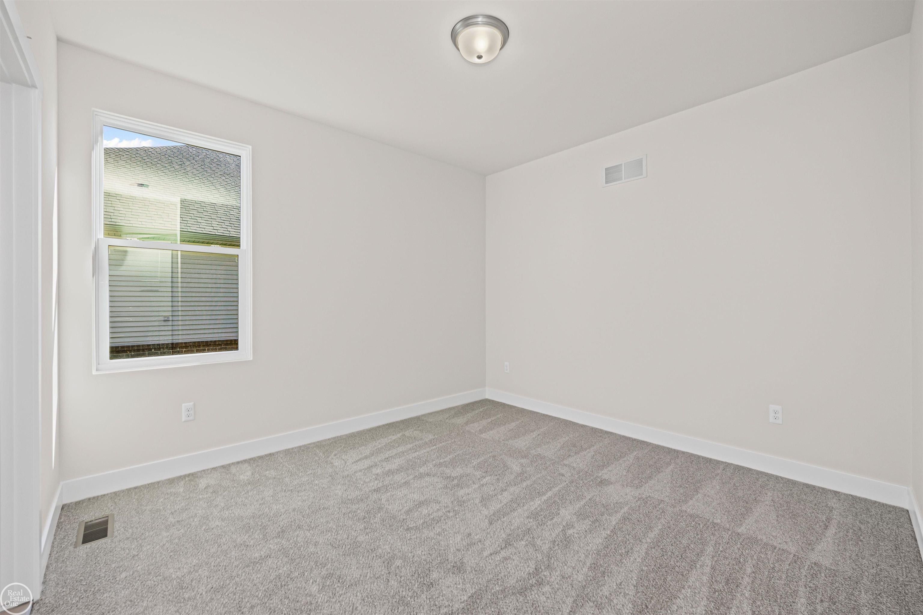 7943 Jordan. Waterford, MI 48327