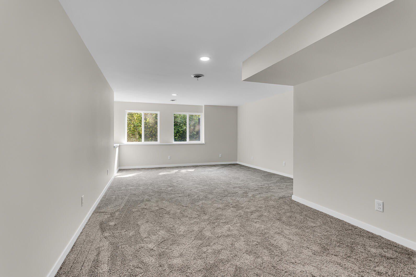 6835 S Price Lake Drive. Jackson, MI 49201