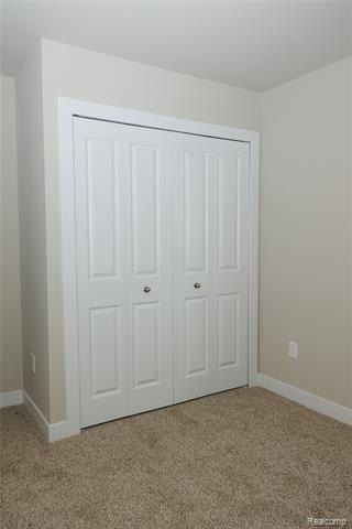 23207 Dale Allen Drive. Clinton Township, MI 48035