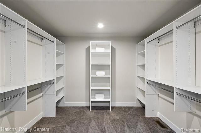 2148 Almont Street. Ferndale, MI 48220