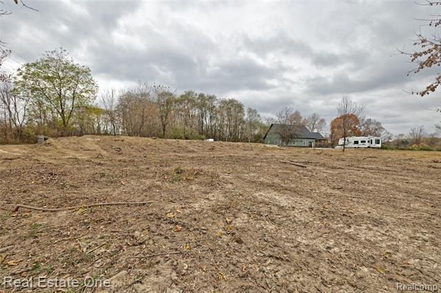 5116 Hadley Road. Goodrich, MI 48438